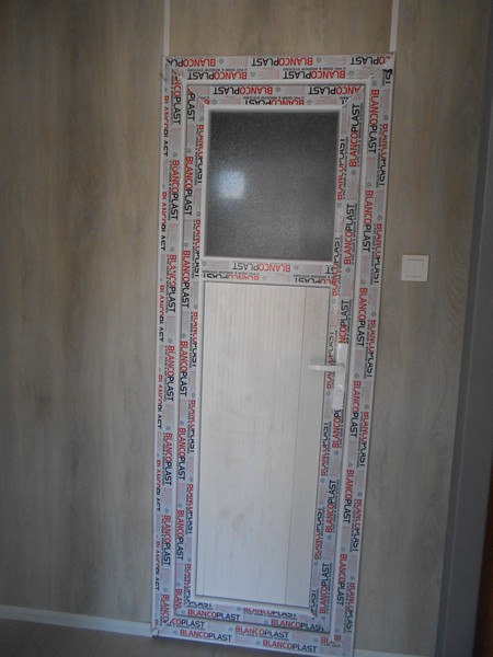 48 M² DIŞI BOYALI BETOPAN-İÇİ LAMİNA BİRLEŞİM KONTEYNER