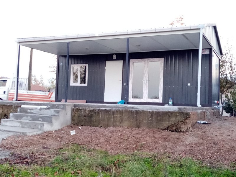 24 M²  ÇATILI-SUNDURMALI-DIŞI FÜME SAC-İÇİ LAMİNA KONTEYNER/FULL