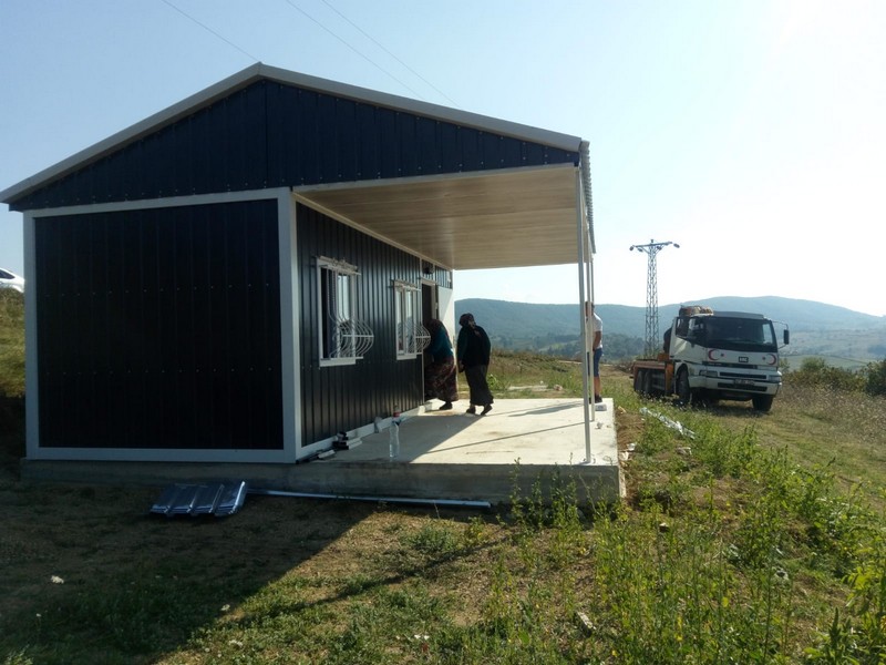 21 M²  ÇATILI-SUNDURMALI-DIŞI FÜME SAC-İÇİ LAMİNA/FULL