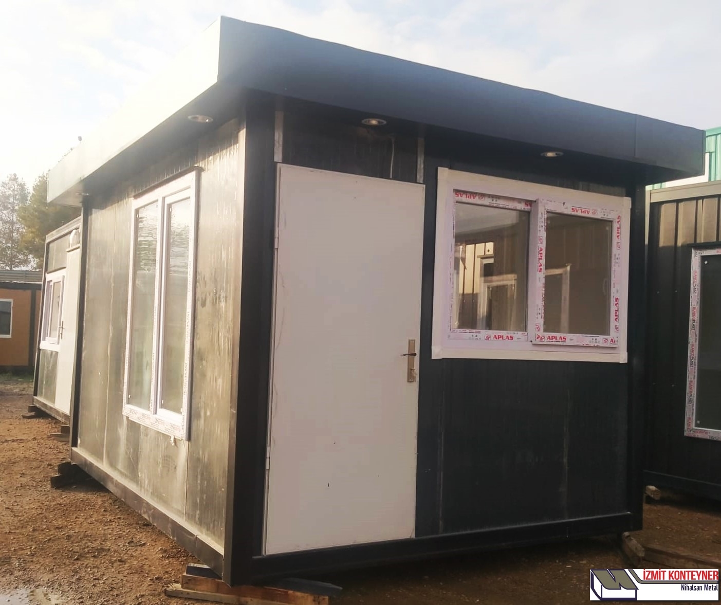 12 M² ANTRASİT PANEL FUGALI OFİS KONTEYNER