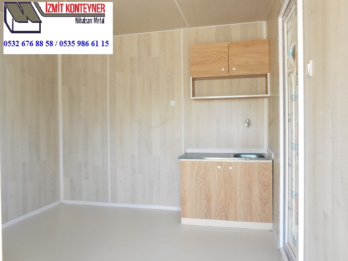 21 M² ÇATILI-SUNDURMALI- DIŞI BOYALI BETOPAN-İÇİ LAMİNA KONTEYNER/FULL
