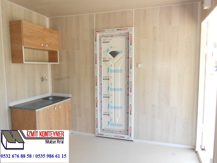21 M² ÇATILI-SUNDURMALI- DIŞI BOYALI BETOPAN-İÇİ LAMİNA KONTEYNER/FULL