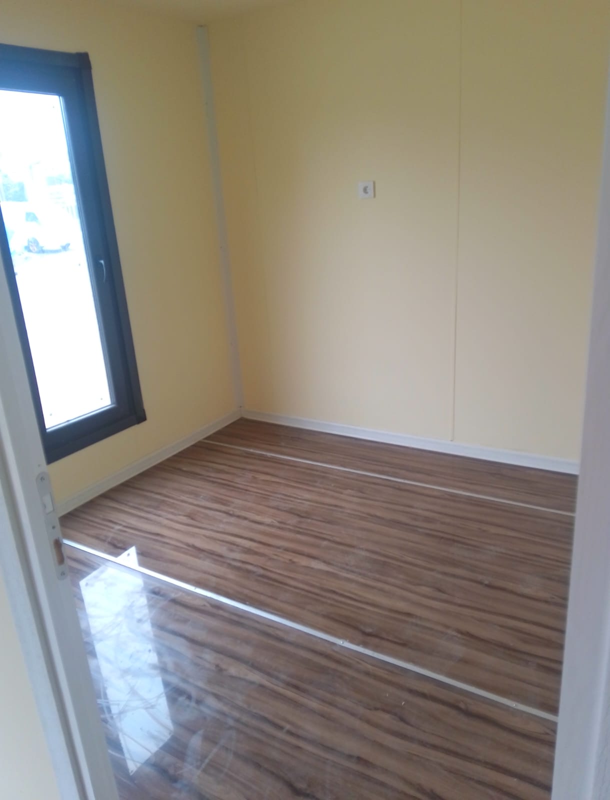 48 M² BİREŞİM DIŞI SAC-İÇİ BETOPAN KONTEYNER