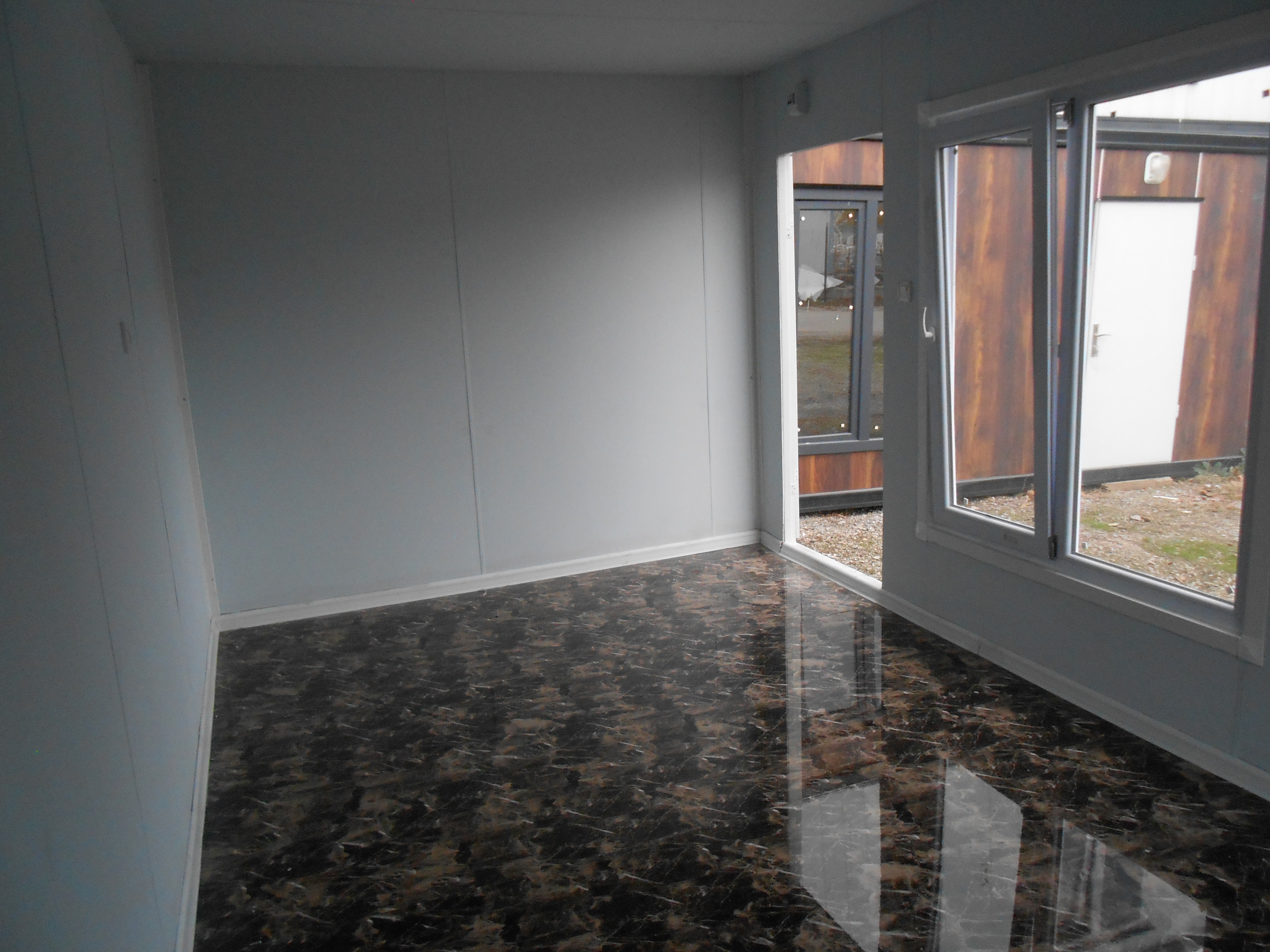 15 M² DIŞI ORMAN DESENLİ SAC-İÇİ BOYALI BETOPAN KONTEYNER