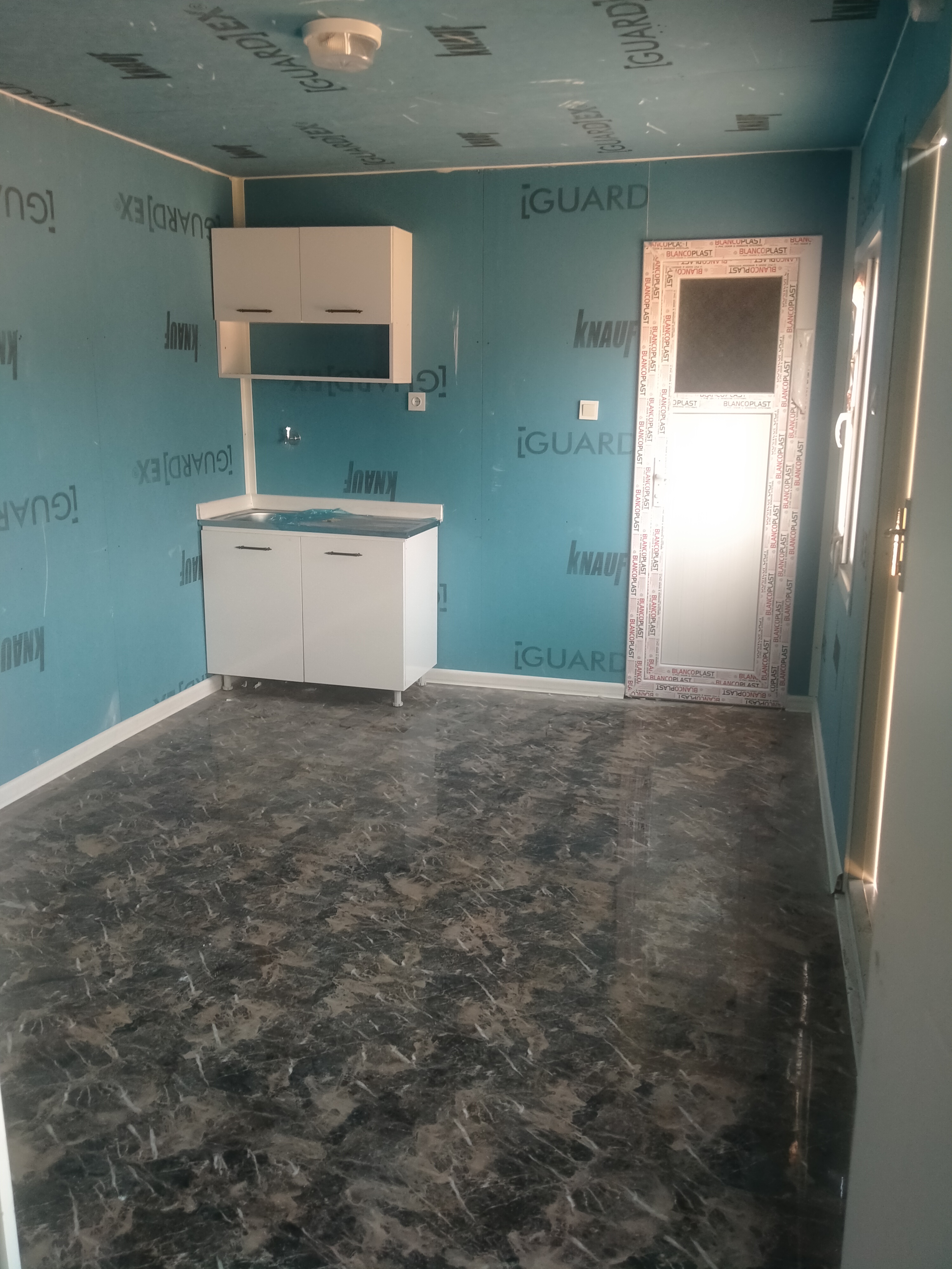 24 M² BEŞİK ÇATILI-DIŞI AHŞAP DESEN SAC-İÇİ GUARDEX-FULL