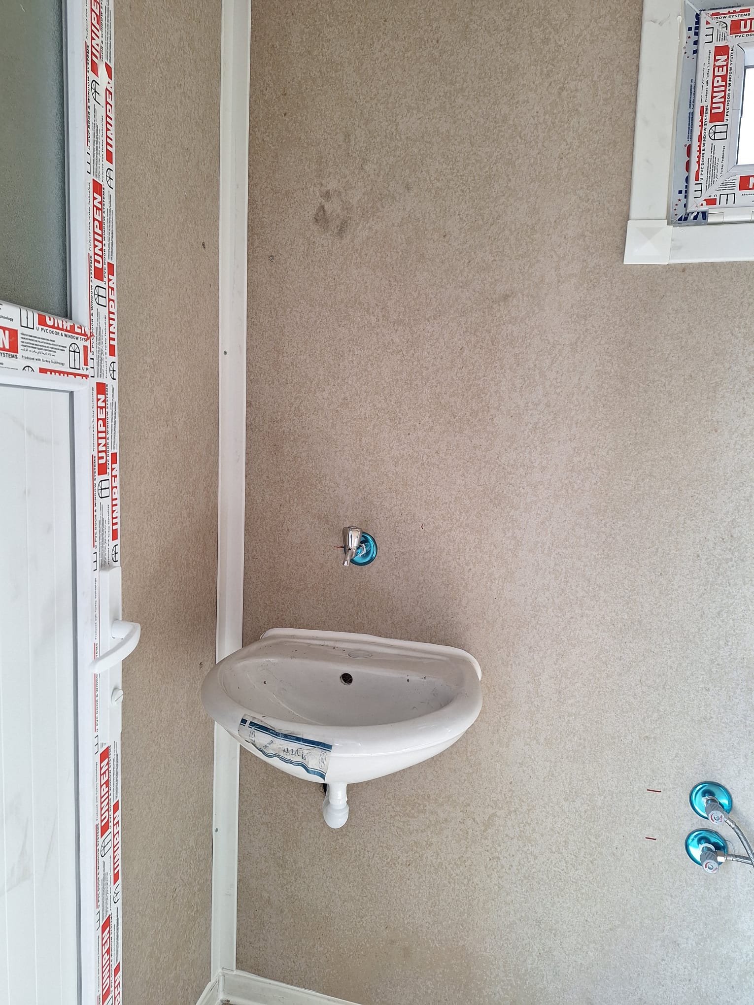 24M² DIŞI KAHVERENGİ SAC-İÇİ BETOPAN FULL MODEL KONTEYNER
