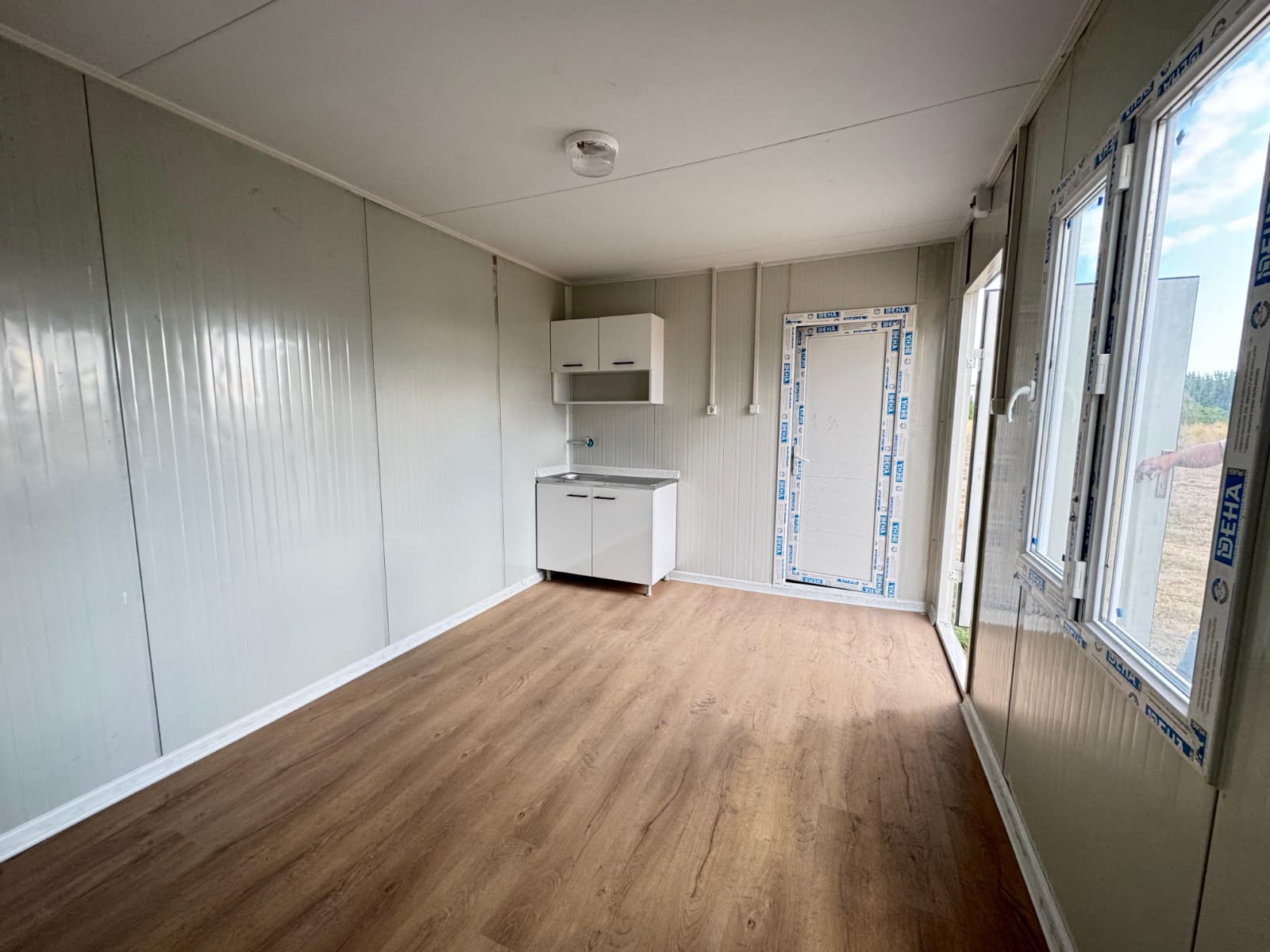 3x8 24 M² SANDWİCH PANEL KONTEYNER