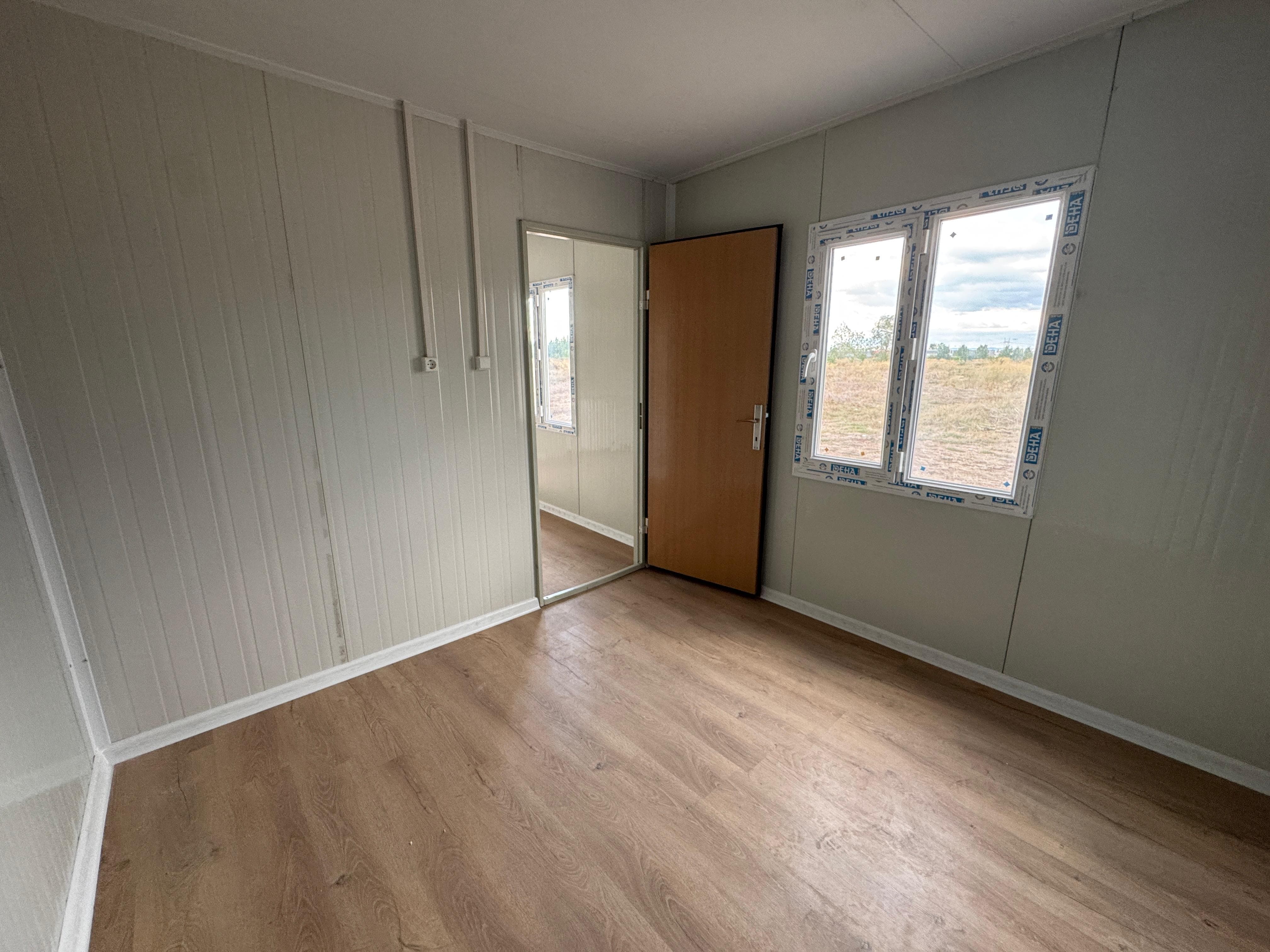3x8 24 M² SANDWİCH PANEL KONTEYNER
