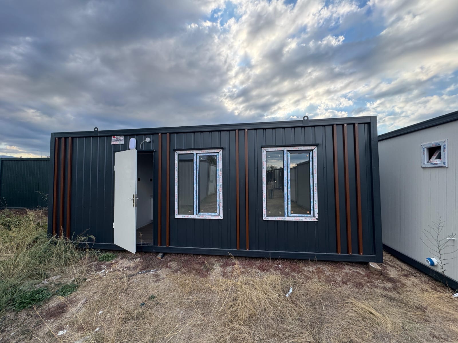 3x7 21 m² DIŞI SAC İÇİ BETOPAN KONTEYNER 