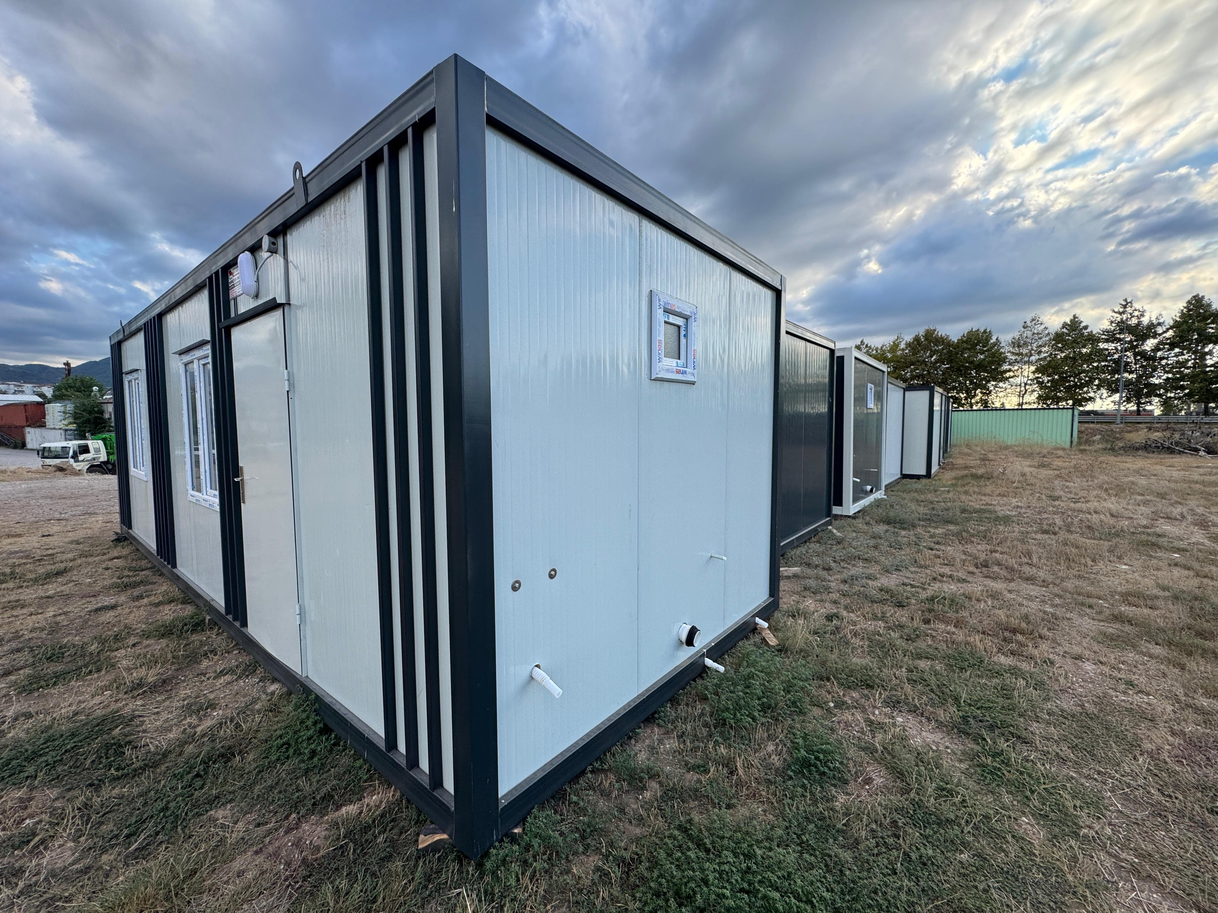 3x8 24 M² SANDWİCH PANEL KONTEYNER